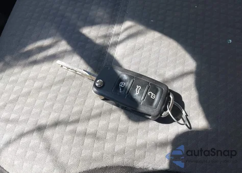 2017 Volkswagen Jetta 1.4T S из США, поврежденный, VIN 3VW2B7AJ4HM299405